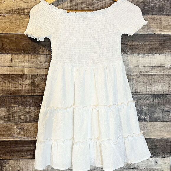 Art Class Girl’s White Smocked Tiered Dress M Knee Length Casual Spring - Picture 2 of 5